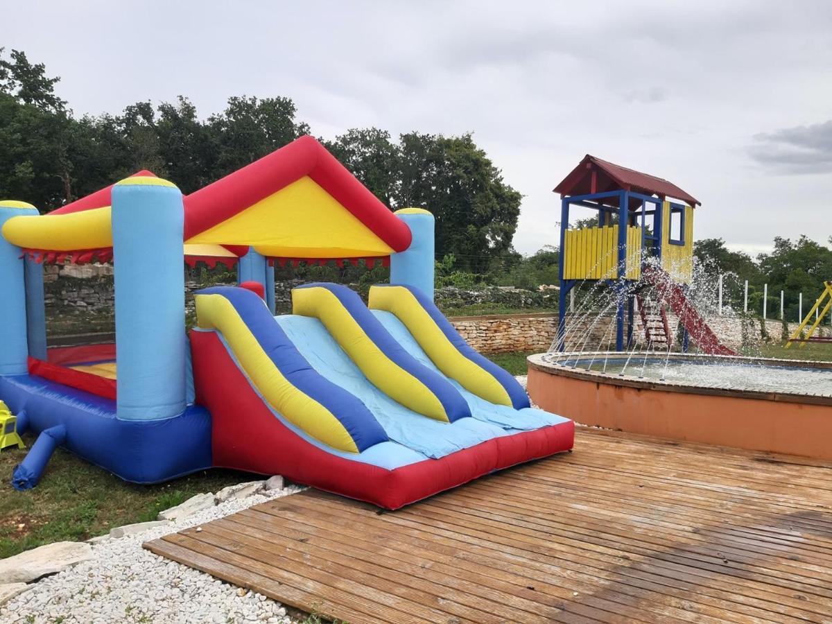 Holiday Park Village Jelovci Kringa Экстерьер фото