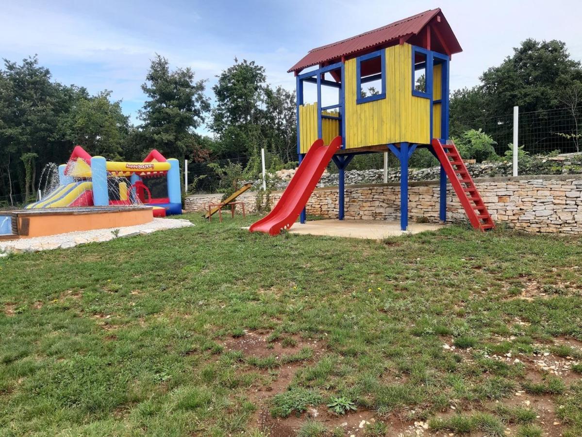 Holiday Park Village Jelovci Kringa Номер фото