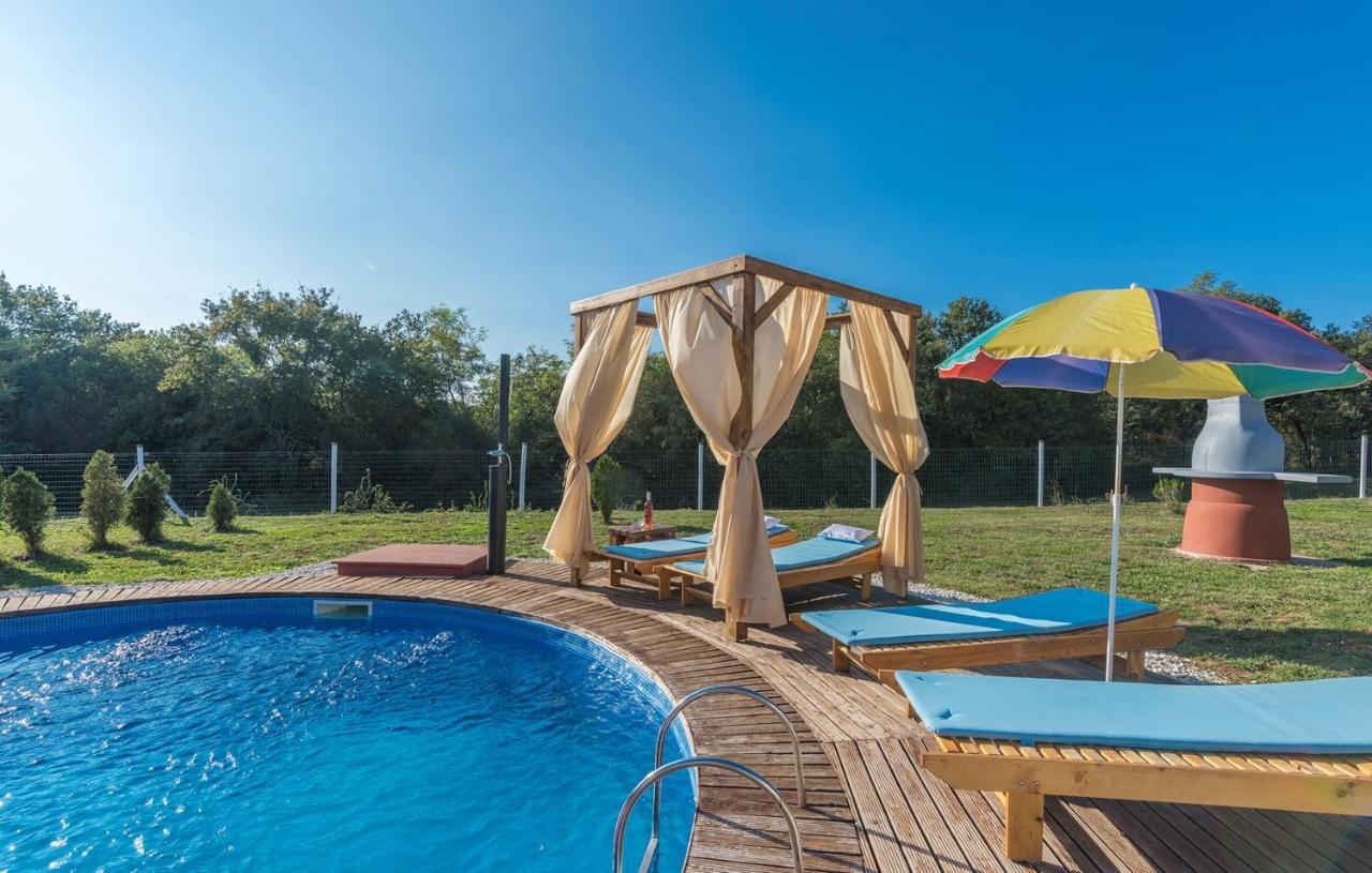 Holiday Park Village Jelovci Kringa Экстерьер фото