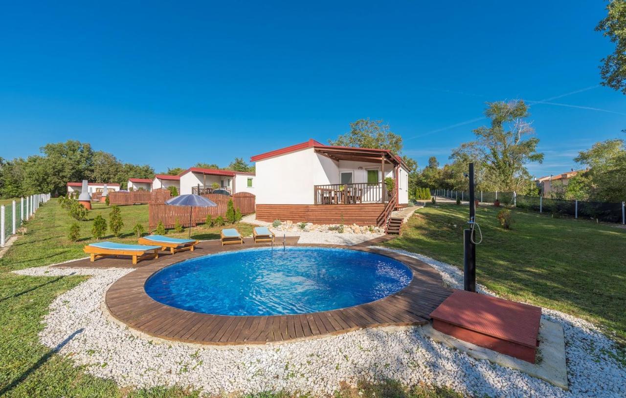 Holiday Park Village Jelovci Kringa Экстерьер фото