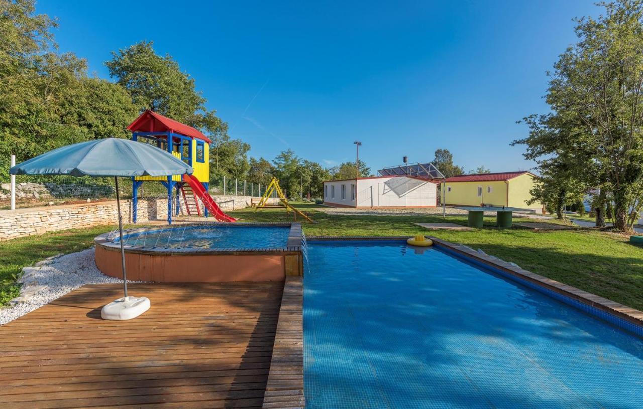 Holiday Park Village Jelovci Kringa Экстерьер фото