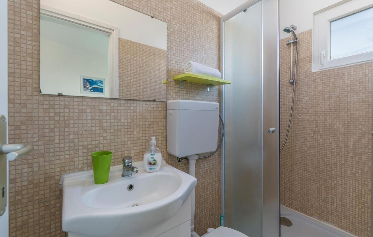 Holiday Park Village Jelovci Kringa Экстерьер фото